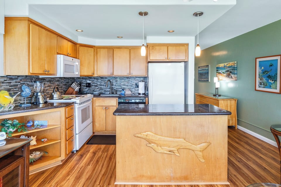 Condo, 1 Bedroom | Private kitchen | Coffee/tea maker, fridge, oven, toaster