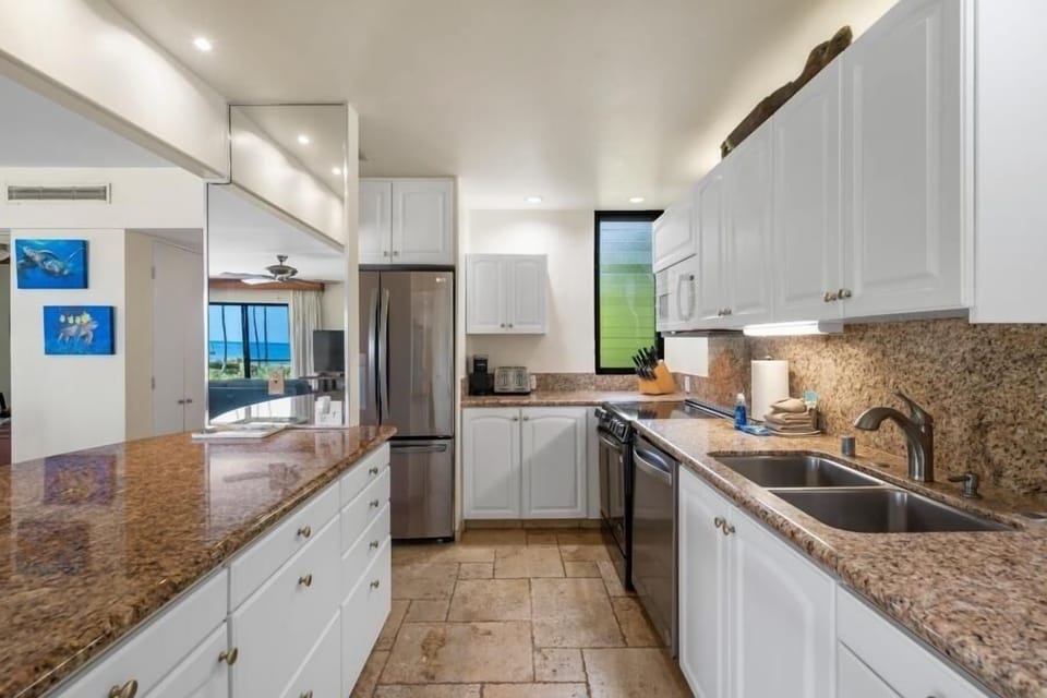 Condo, 1 Bedroom | Private kitchen | Fridge, coffee/tea maker, toaster