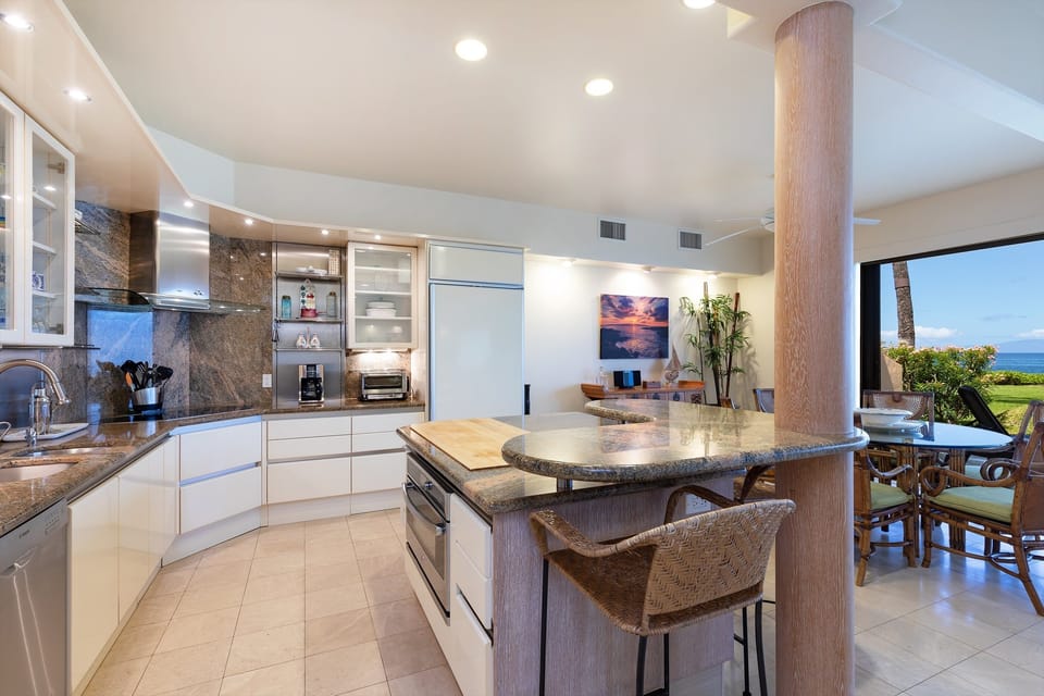 Condo, 2 Bedrooms | Private kitchen | Coffee/tea maker, fridge, oven, toaster