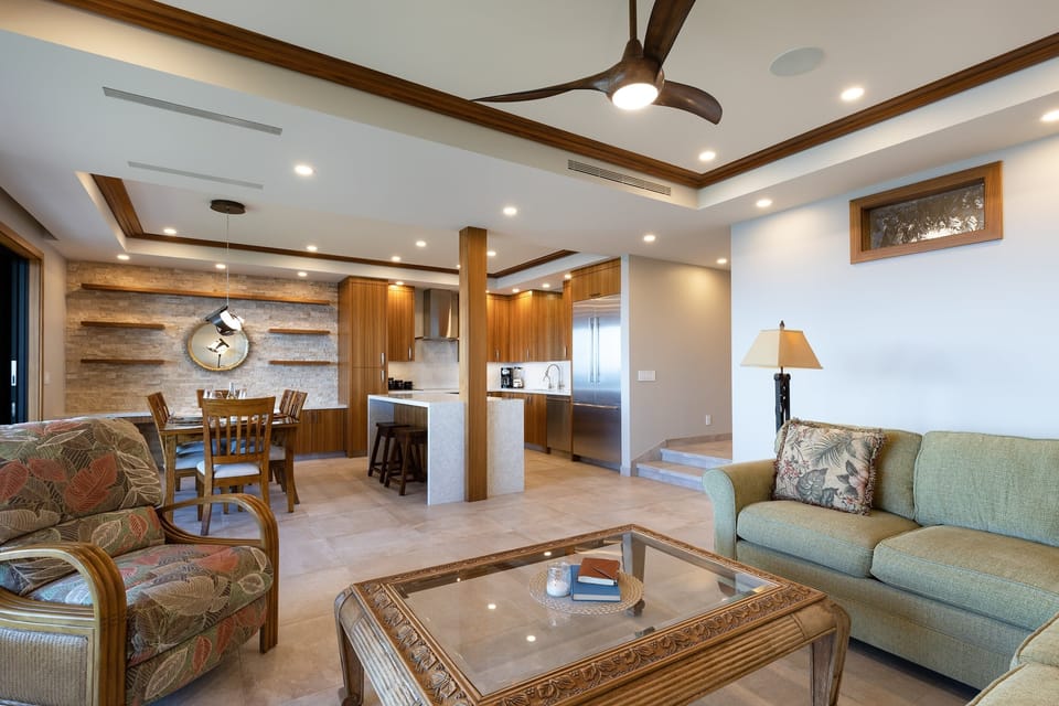 Condo, 2 Bedrooms | Living area | Smart TV