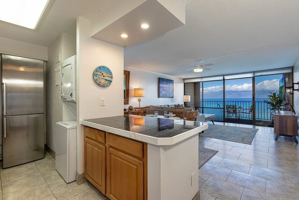 Condo, 2 Bedrooms | Interior