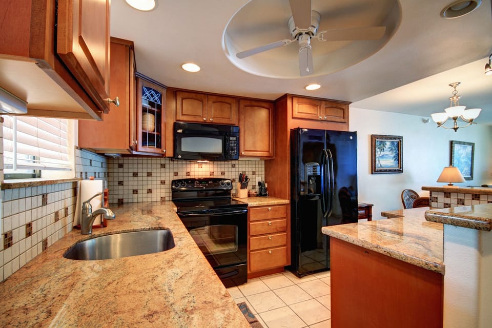Condo, 2 Bedrooms | Private kitchen | Coffee/tea maker, fridge, oven, toaster