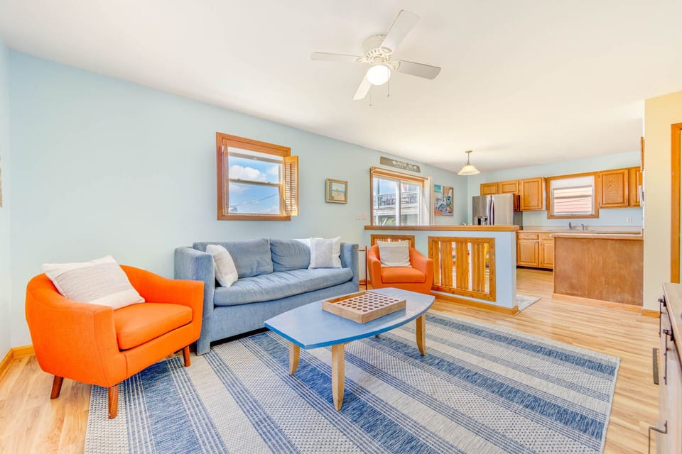 03-Surf-Or-Sound-Realty-1091-Tropicana Cabana-Great Room-03