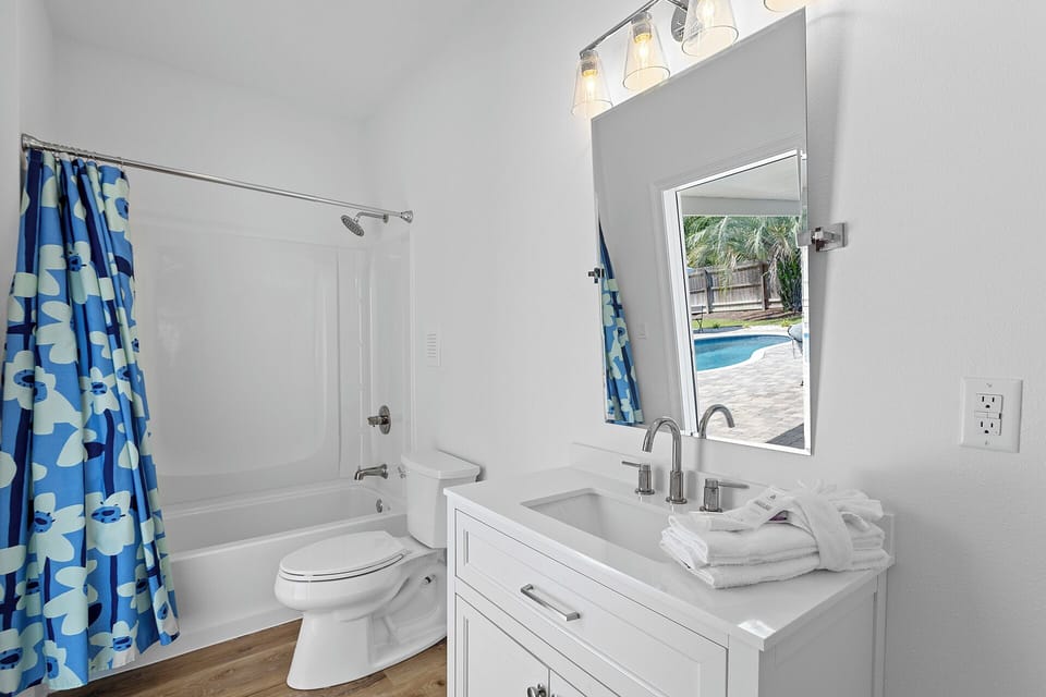 Sweet Spot Guest Bathroom 2