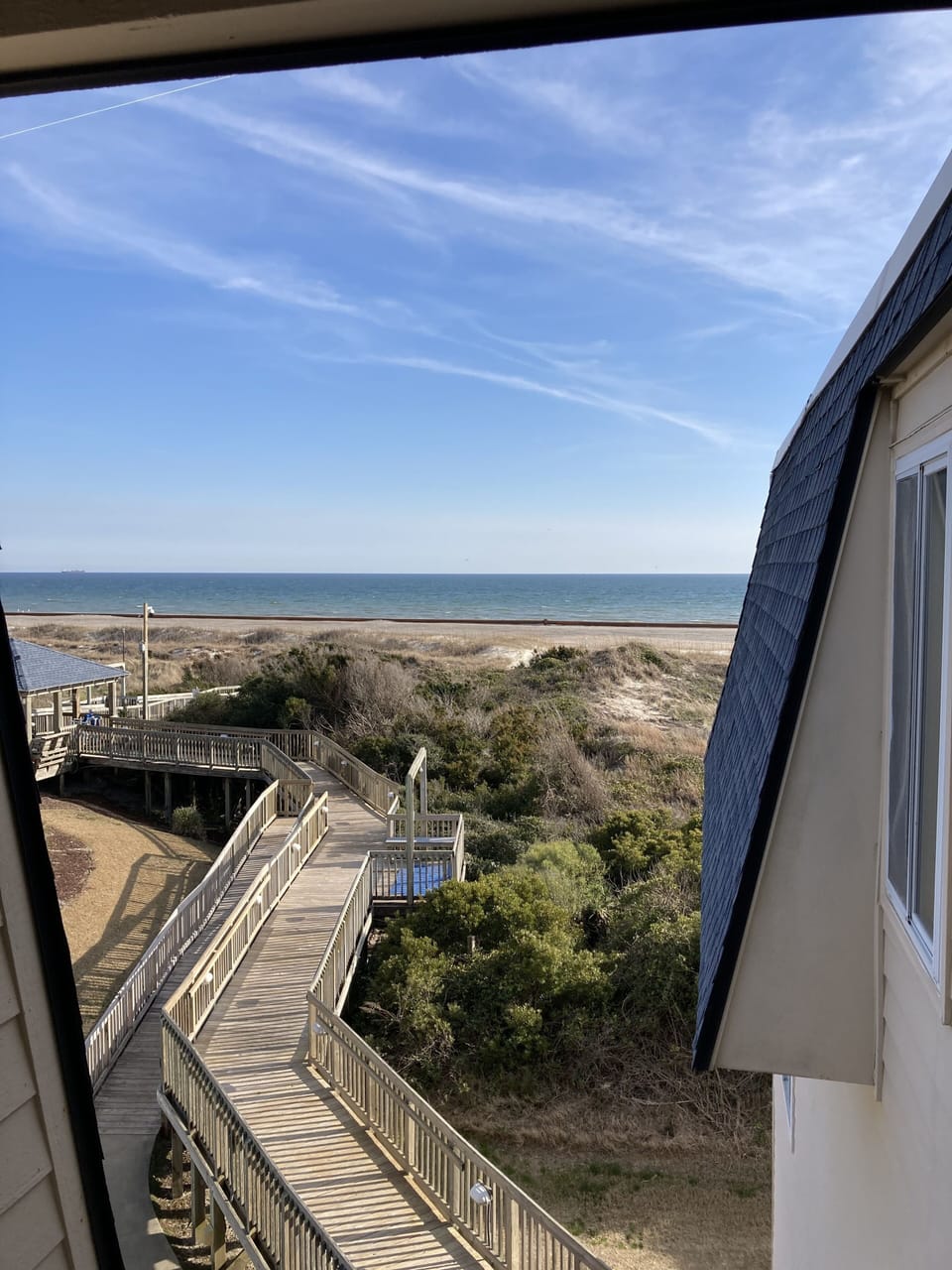 Walk Way to the Beach (no stairs)