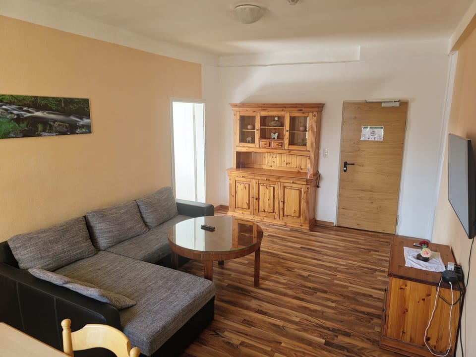 Classic Room | Individually decorated, individually furnished, free WiFi, bed sheets