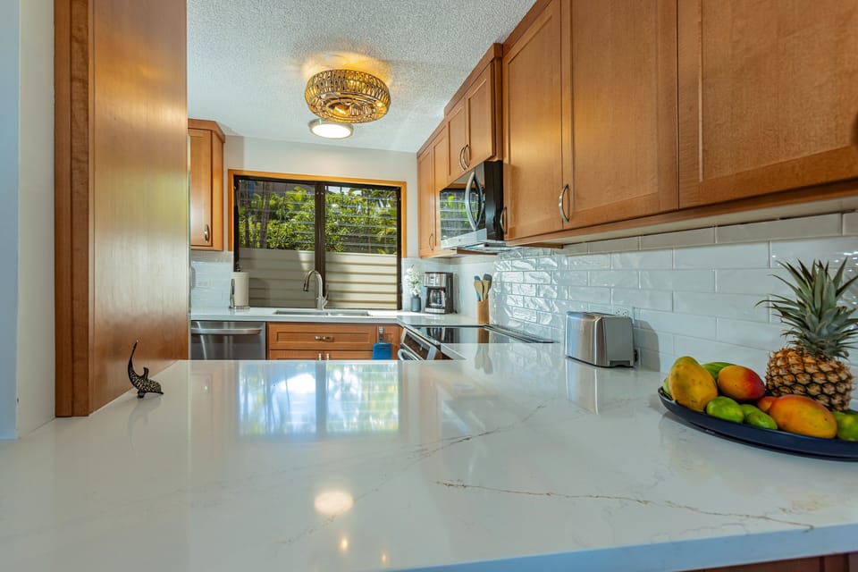 Condo, 2 Bedrooms | Private kitchen | Coffee/tea maker, fridge, oven, dishwasher