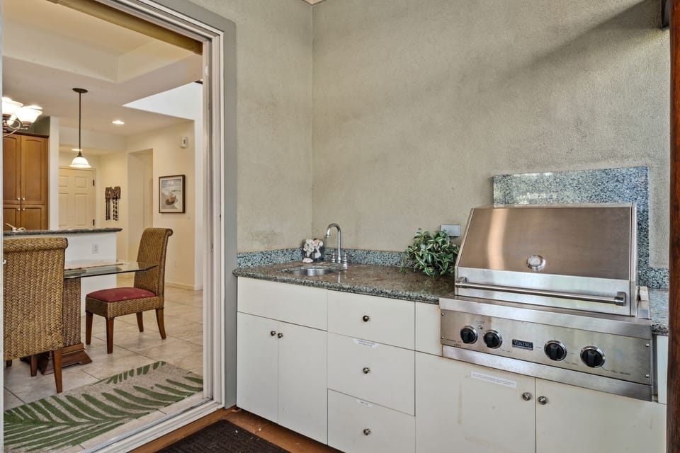 Condo, 2 Bedrooms | Interior
