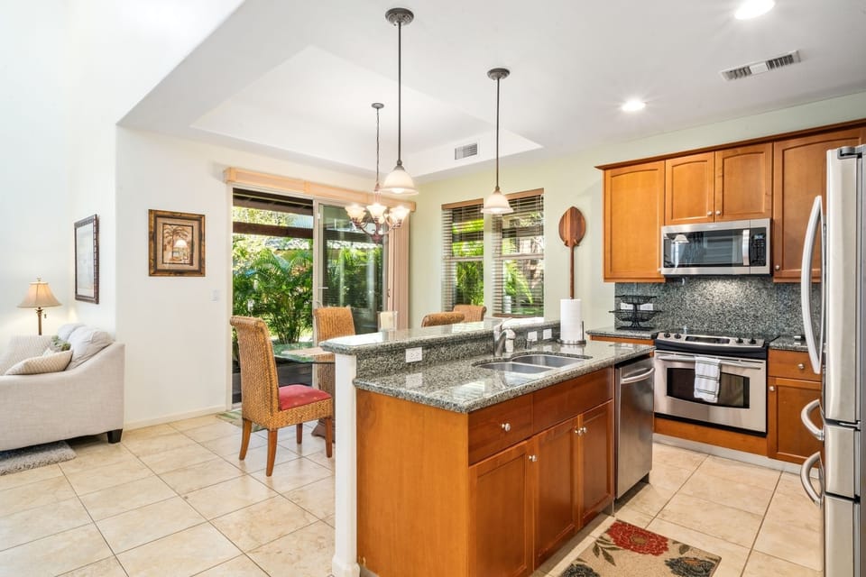 Condo, 2 Bedrooms | Private kitchen | Fridge, oven, dishwasher, coffee/tea maker