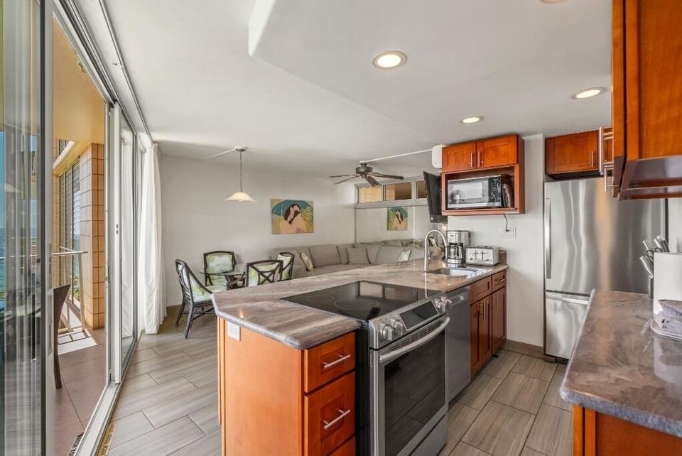 Condo, 2 Bedrooms | Private kitchen | Coffee/tea maker, fridge, oven, toaster