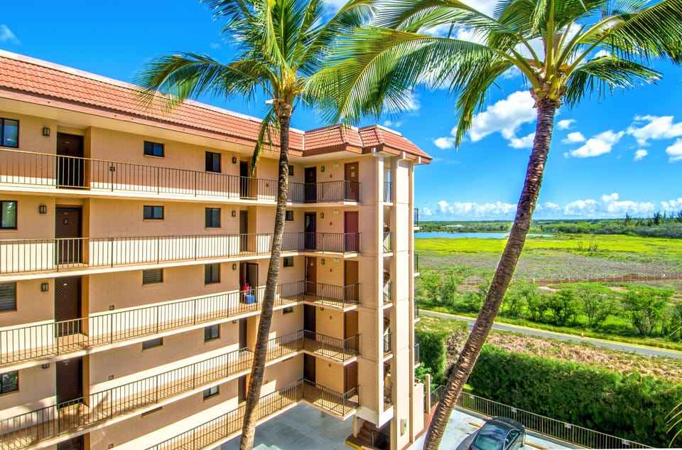 Condo, 2 Bedrooms | Exterior