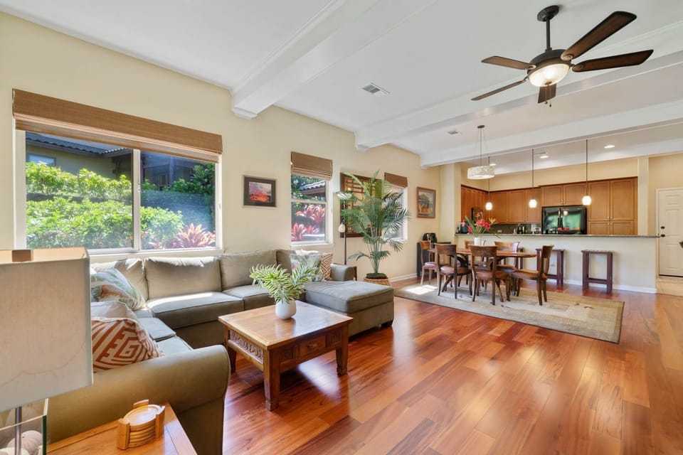Townhome, 3 Bedrooms | Living area | Smart TV