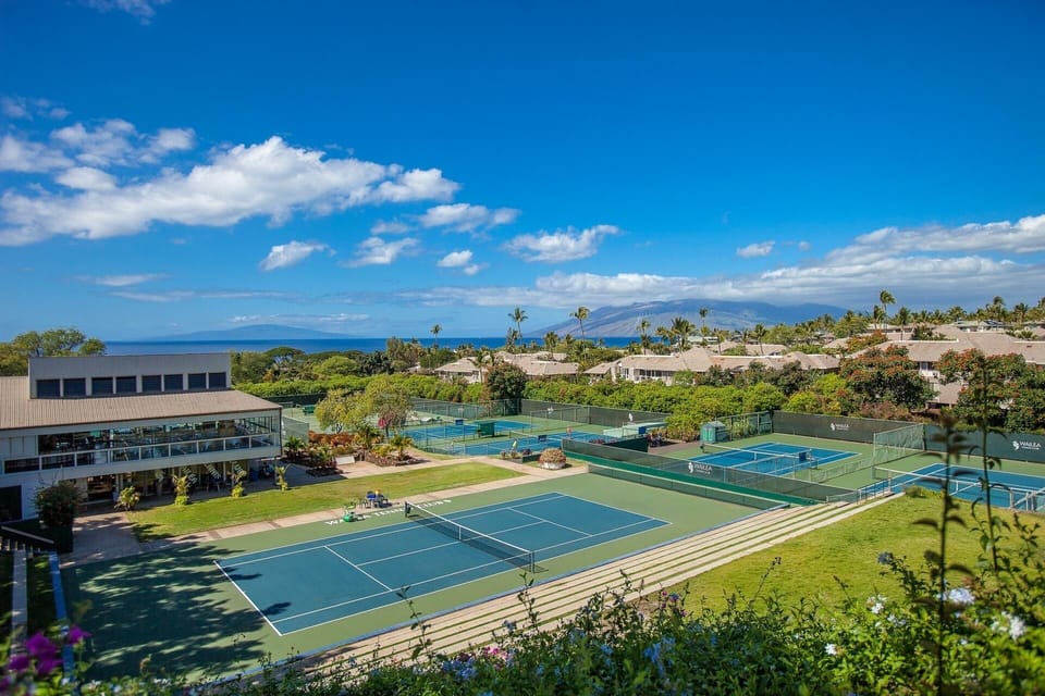 Condo, 3 Bedrooms | Sport court