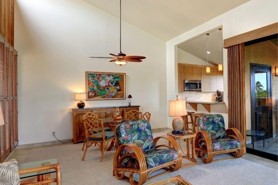 Condo, 1 Bedroom | Living area | Smart TV