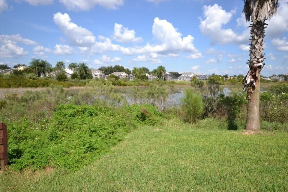 Sweet Magnolia 4 Bedroom Home by RedAwning House in Osceola County