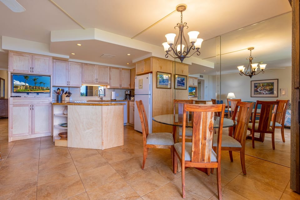 Condo, 1 Bedroom | Dining