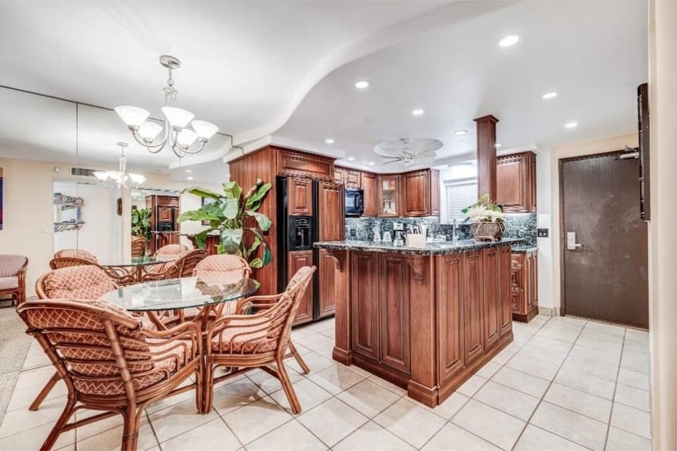 Condo, 2 Bedrooms | Private kitchen | Coffee/tea maker, fridge, oven, toaster