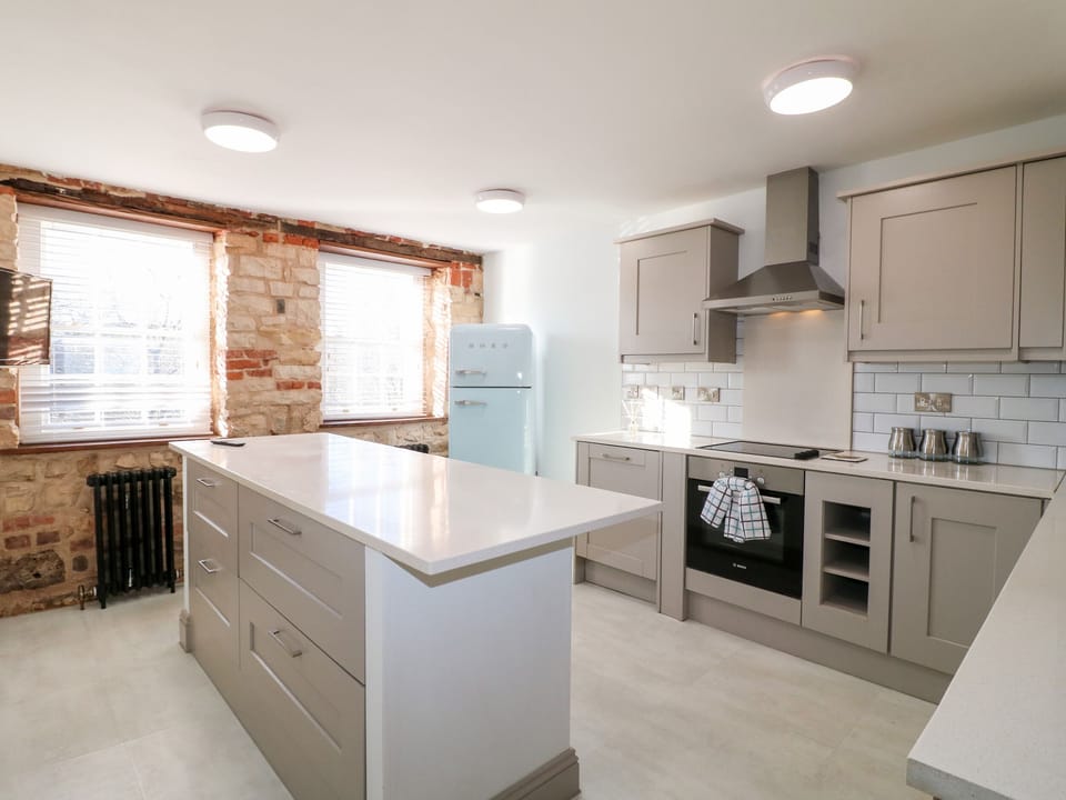 Fridge, dishwasher, electric kettle, toaster