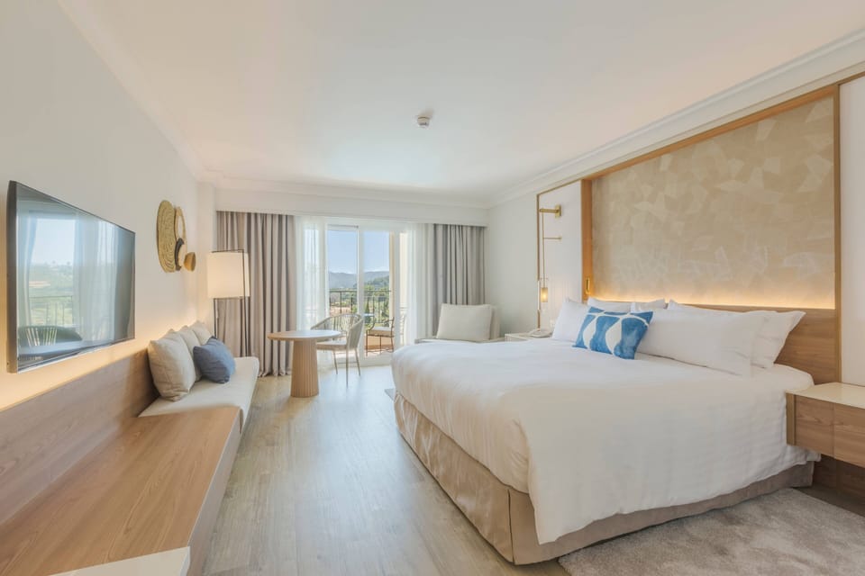 Superior Room, 1 King Bed, Resort View (Balcony) | Premium bedding, minibar, in-room safe, desk