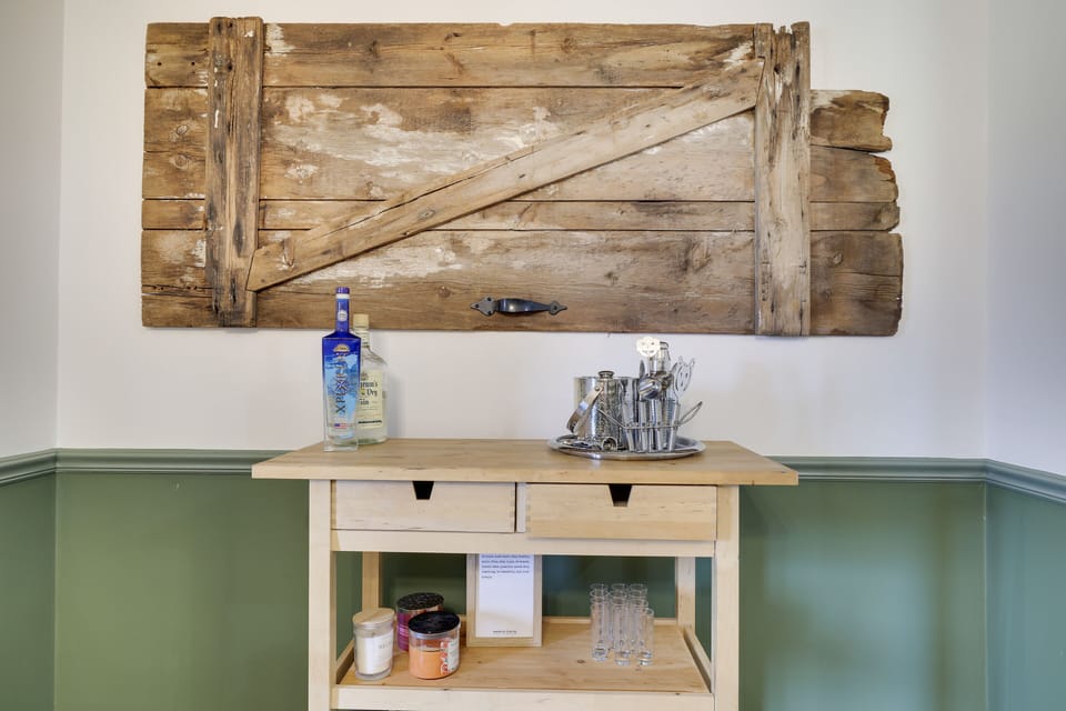 Bar area 