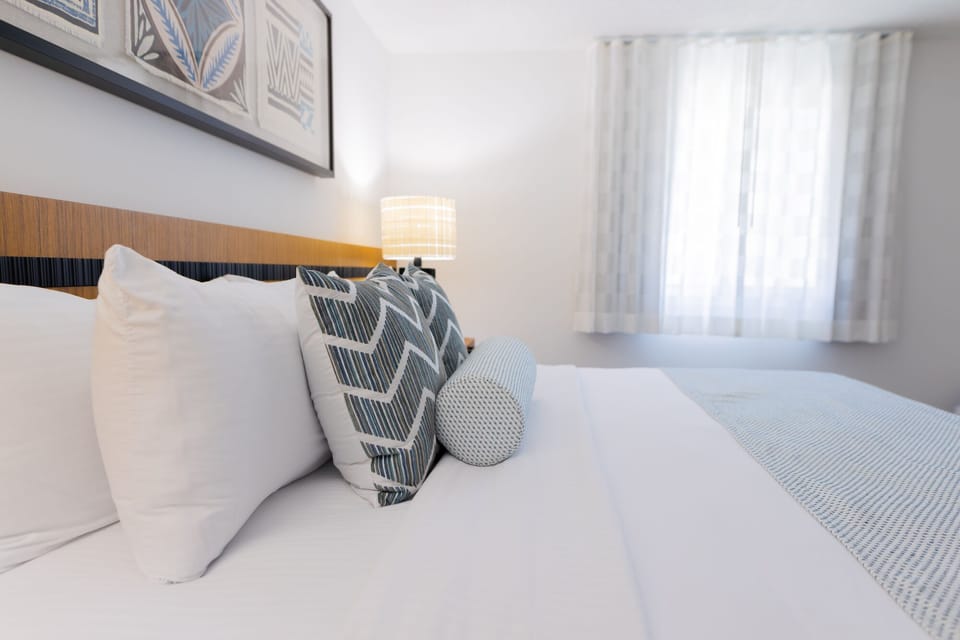 Premium bedding, in-room safe, individually furnished