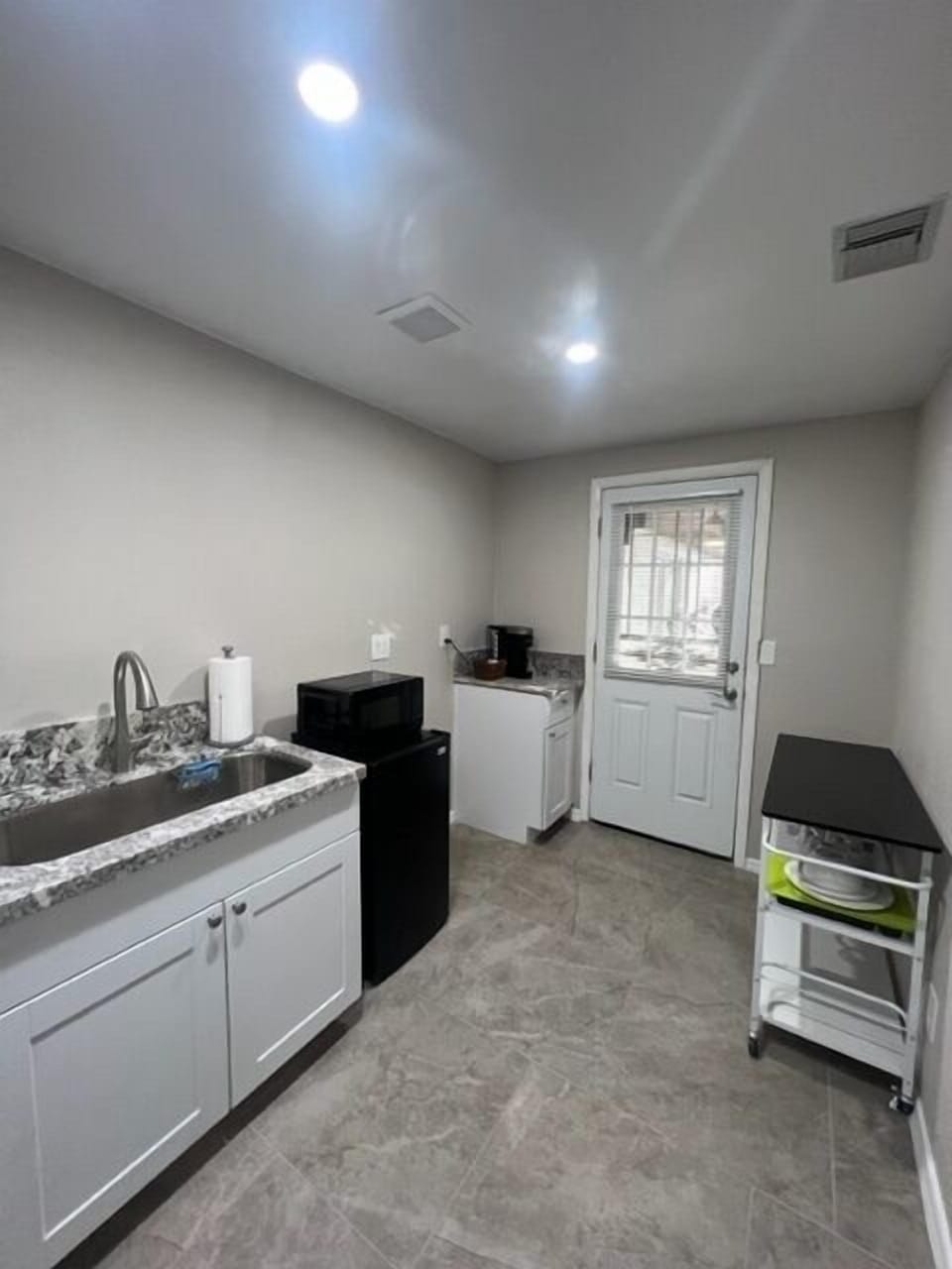 Kitchenette 