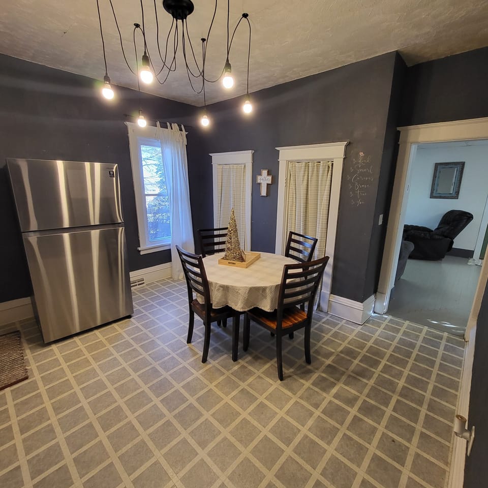 Dining room (2)
