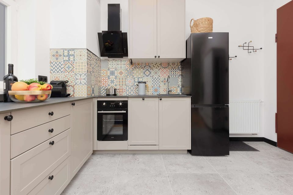 Practical kitchenette, where the guests can prepare meals.