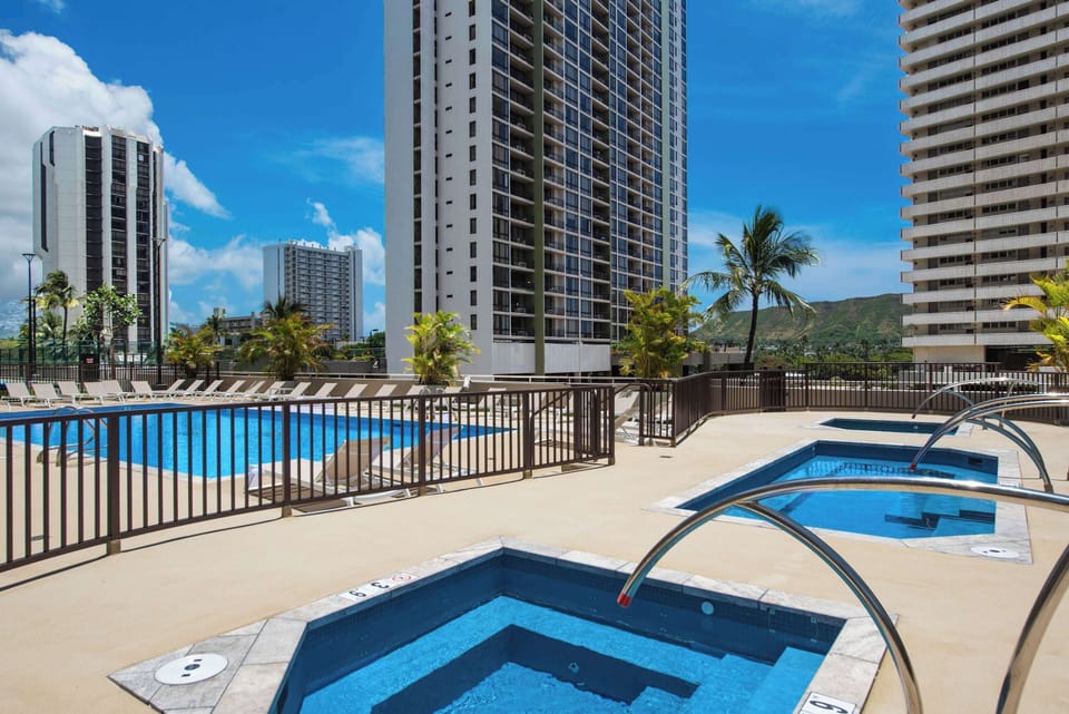 Relaxing hot tubs in the Waikiki Banyan deck.