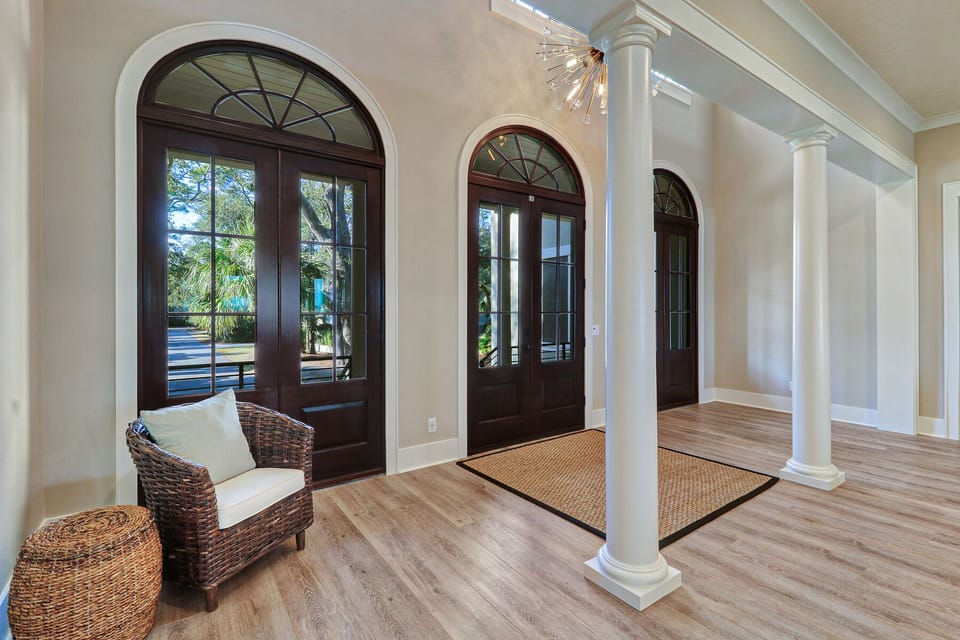 19 Armada | Living Room - 19 Armada | Living Room