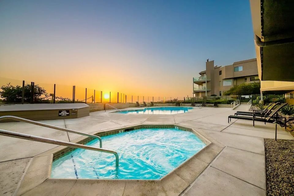 Oceanfront heated pool and spa is available for our guest's use.
