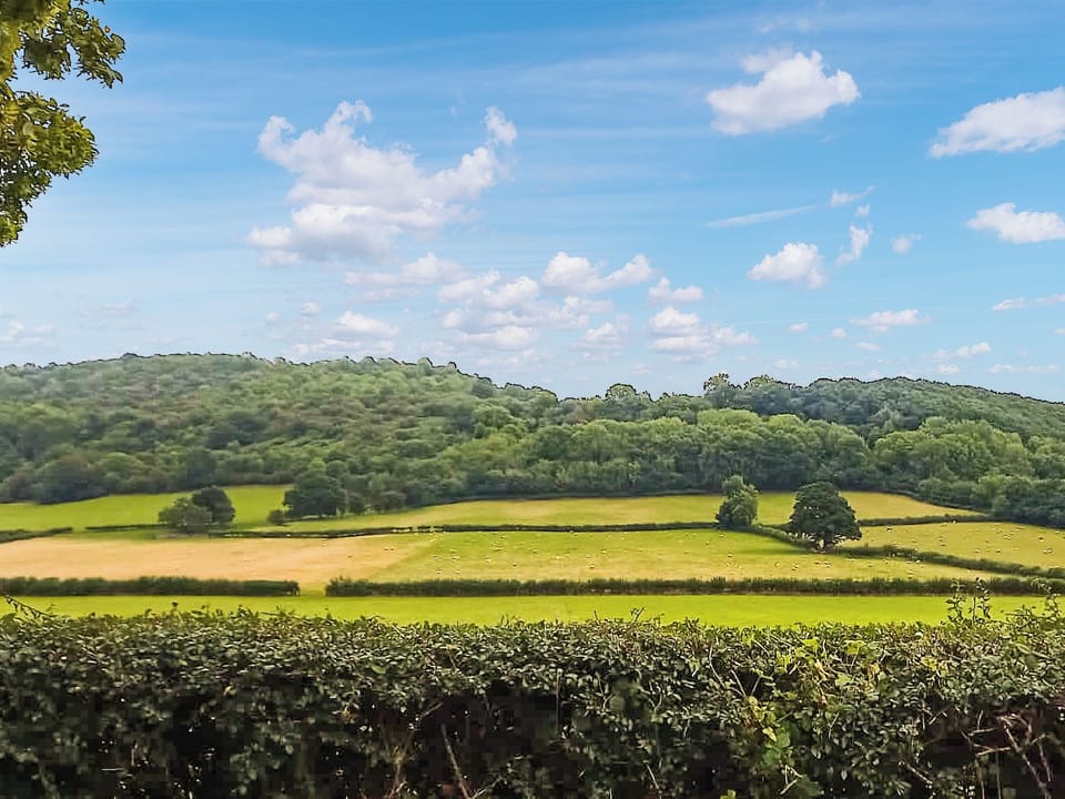 Surrounding area | Cuckoo Lodge - Merbach Hill View Holidays, Clifford
