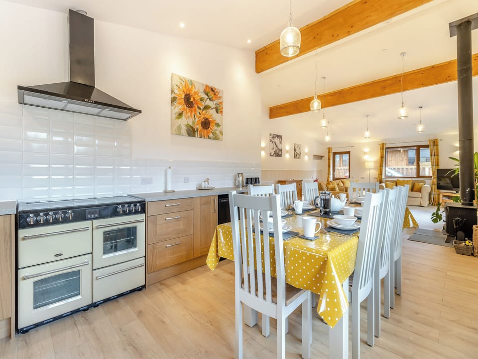 Kitchen/diner | Lime Lodge - Mid Wales Lodges, Llandrindod Wells