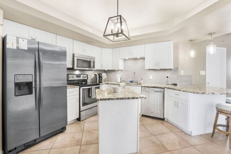 Modern updated kitchen entry area