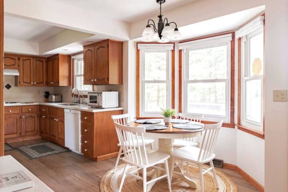 kitchen dining