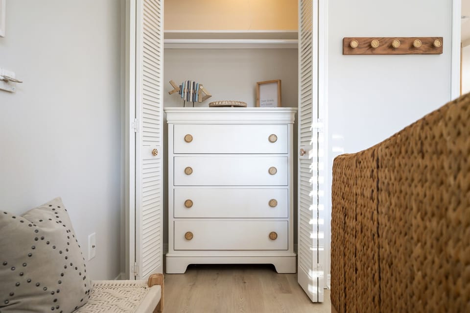 Dresser and Hanging Rack for clothes