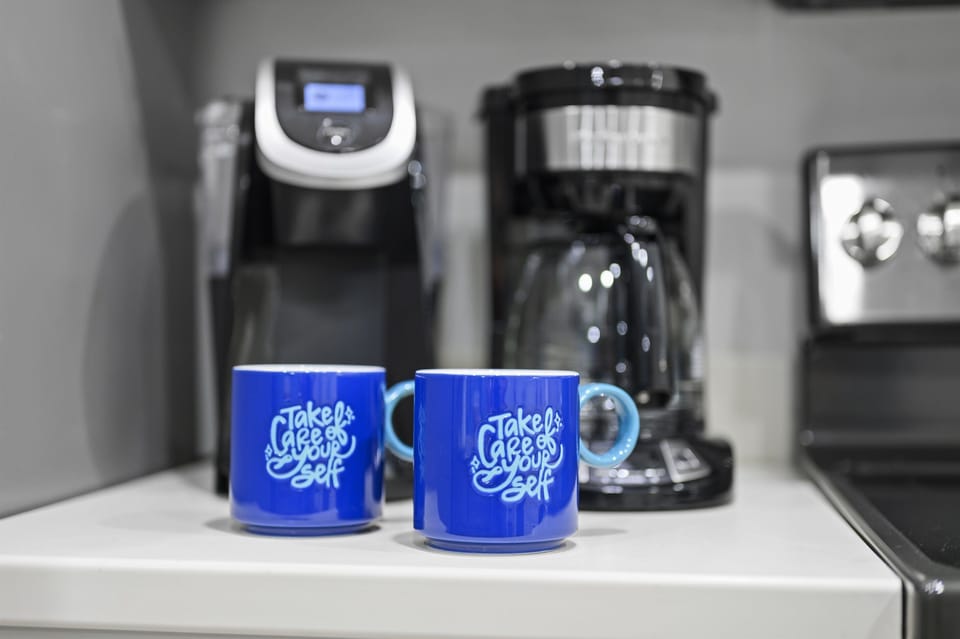 K cup and Brew Coffee Pot
