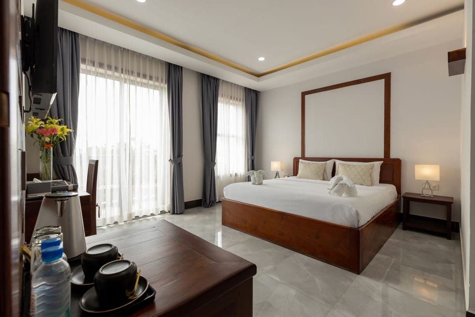 Family Room, 2 Bedrooms, Balcony | Egyptian cotton sheets, premium bedding, memory foam beds, in-room safe