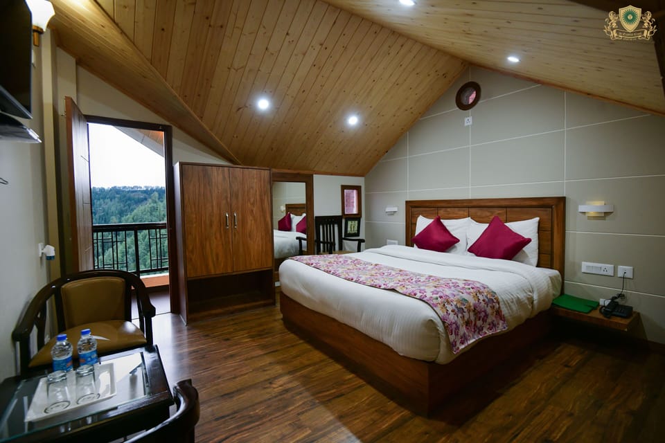 Royal Double Room | Egyptian cotton sheets, premium bedding, free WiFi
