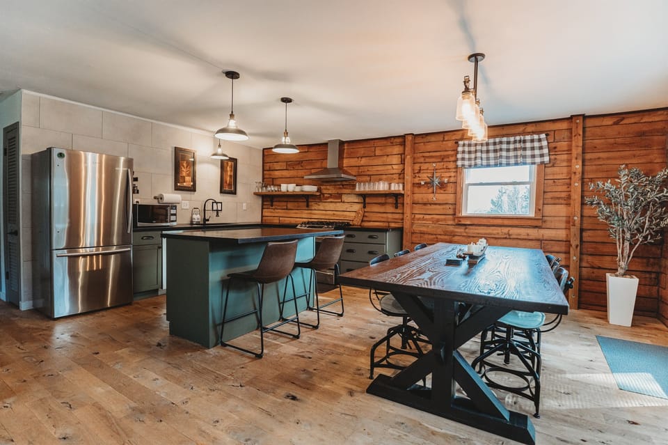 Cook or bake anything you like in the well-appointed kitchen, fully equipped with everything you need to create delicious meals.