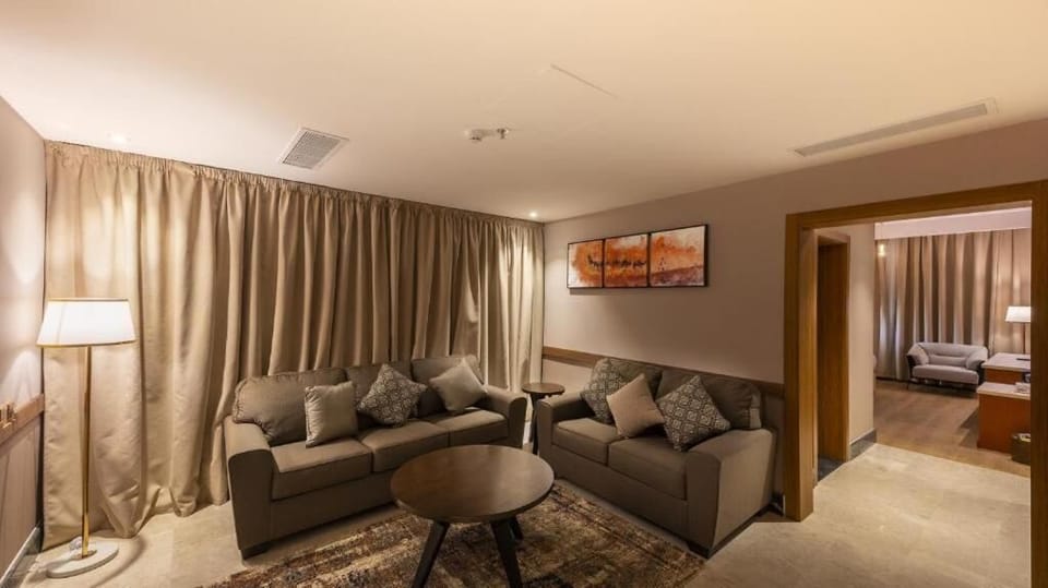 One Bedroom Suite | WiFi (free), bed sheets