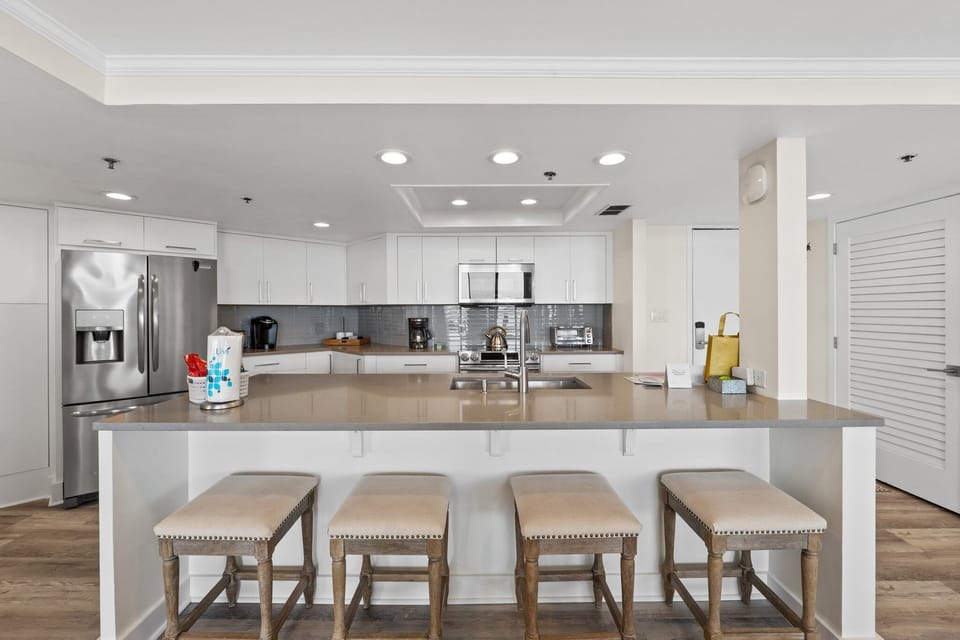 Fully Equipped Kitchen. Everything provided for your use. Just like home. with Additional Seating.

Professionally Managed by
Breathe Easy Rentals