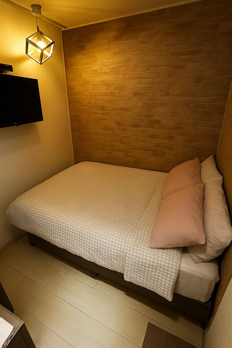 Economy Double Room, 1 Double Bed, Non Smoking | Blackout drapes, iron/ironing board (on request), WiFi (free)