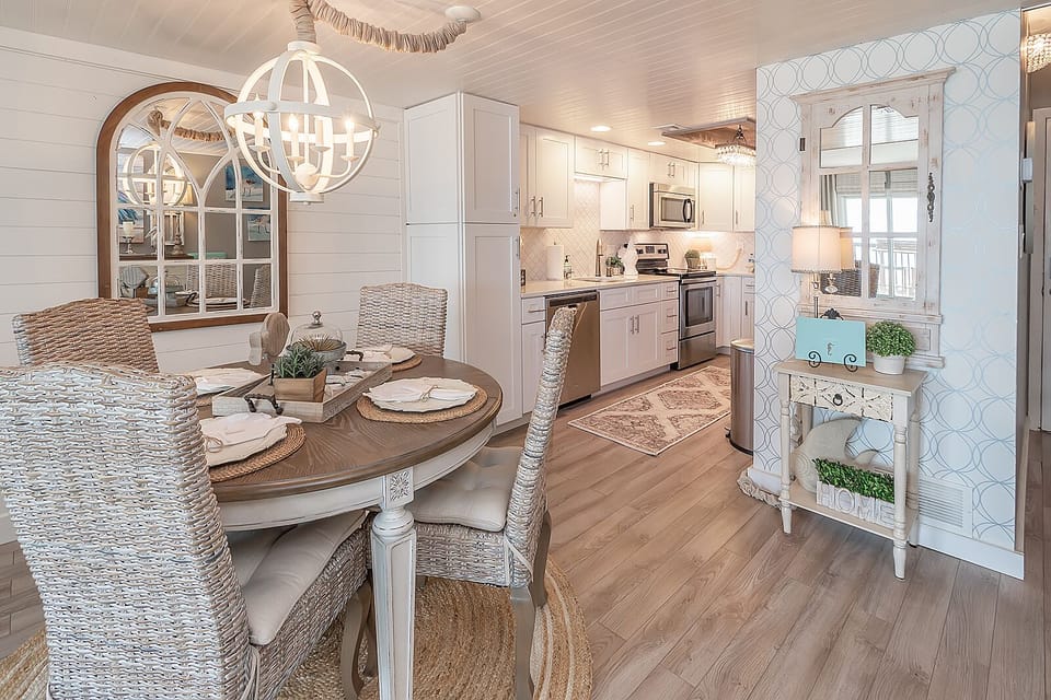 Fabulous kitchen w/full size pantry, deep sink and all stainless appliances 