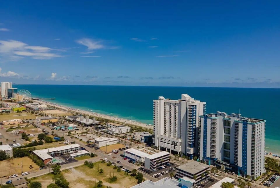 Only .5 mile walk to the Myrtle Beach SkyWheel and many other attractions!