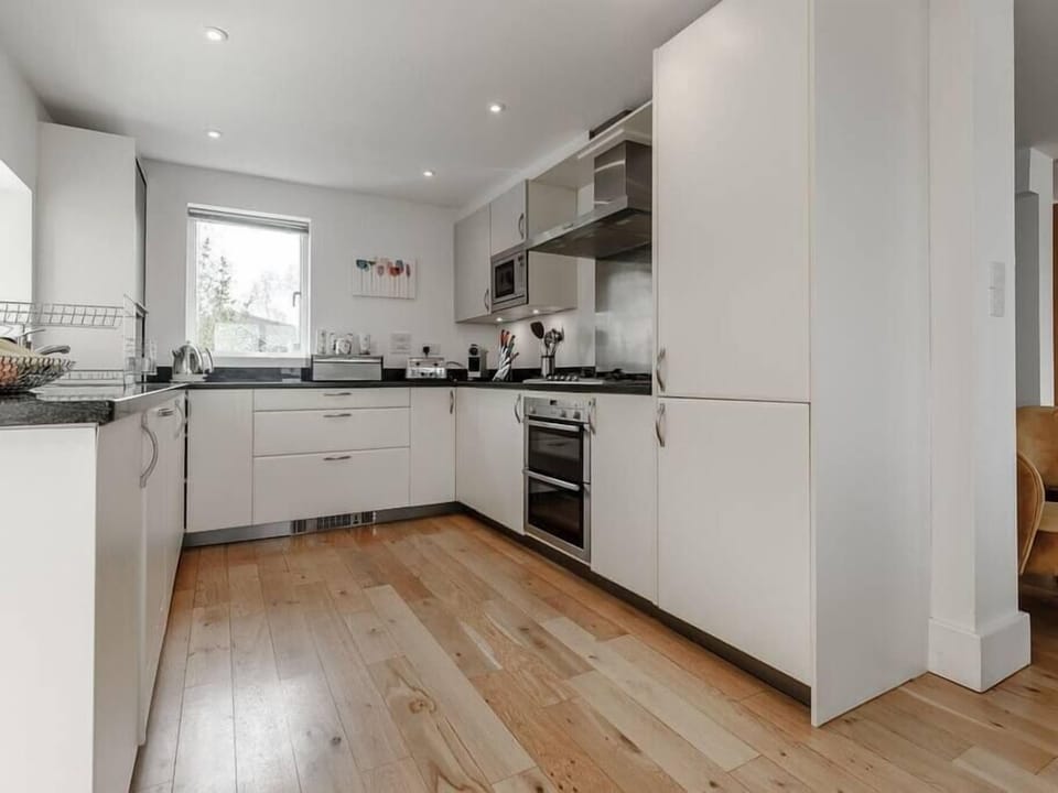 Large kitchen