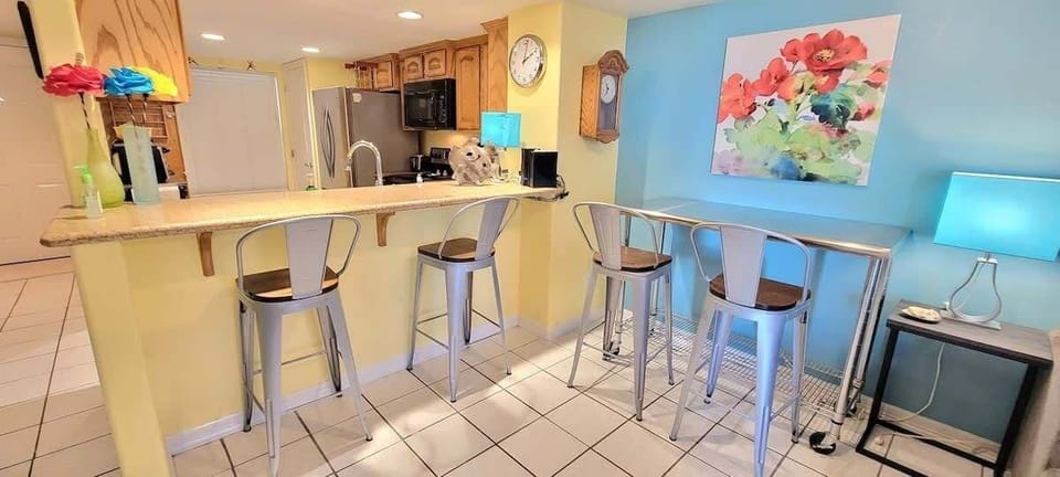 Apartment, 1 Bedroom | Dining
