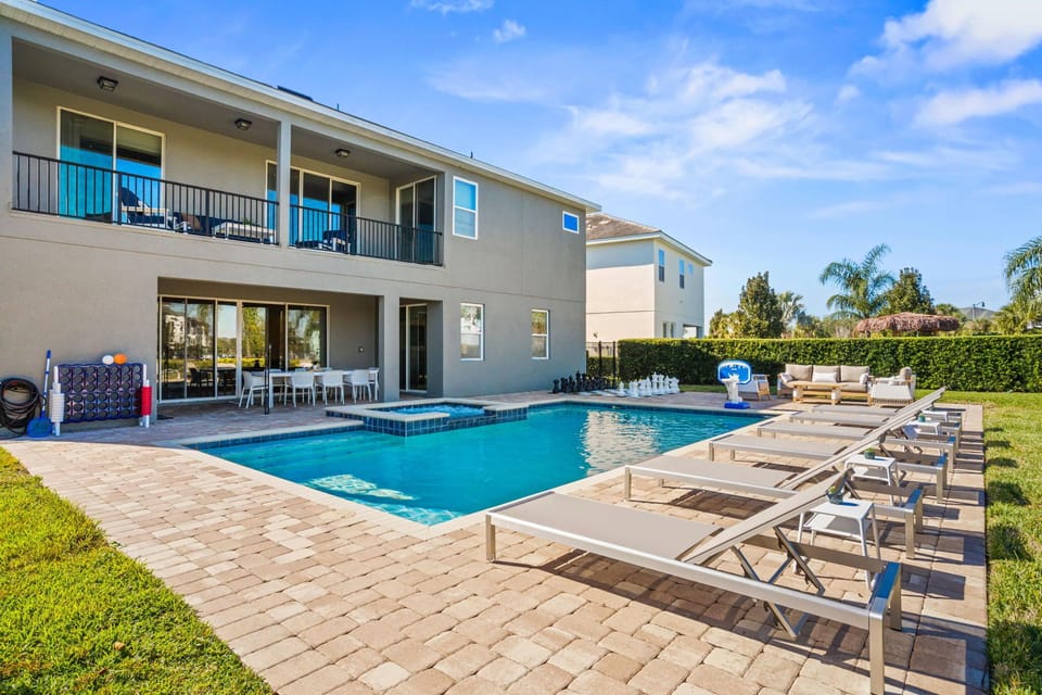 Stretch out on comfy poolside loungers, sip your favorite drink, and feel the vacation mode kick in.