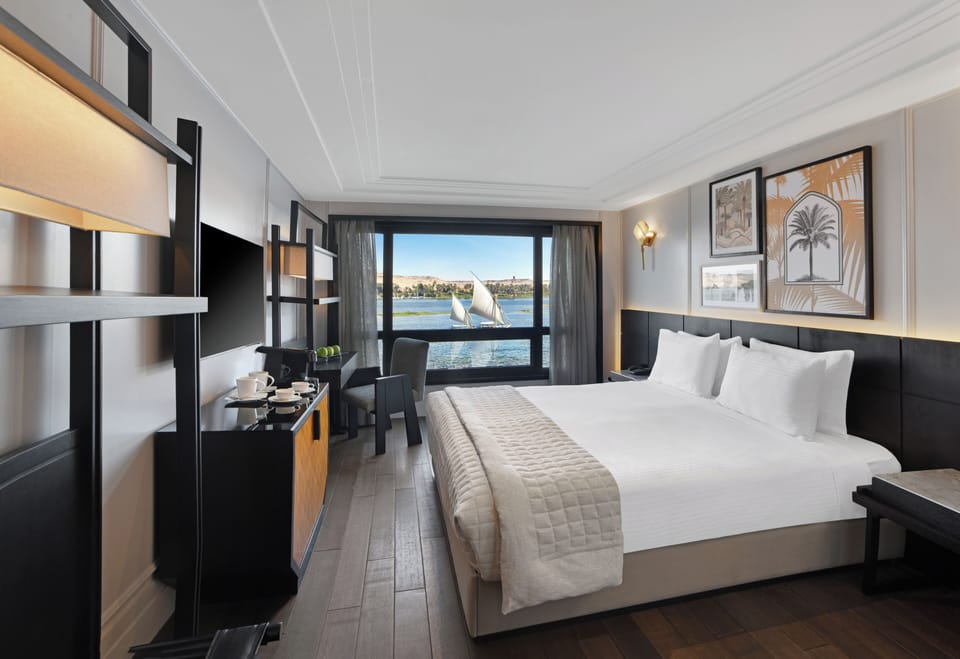 Minibar, desk, rollaway beds, free WiFi