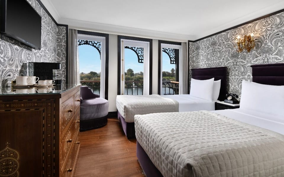 Minibar, soundproofing, free WiFi, bed sheets